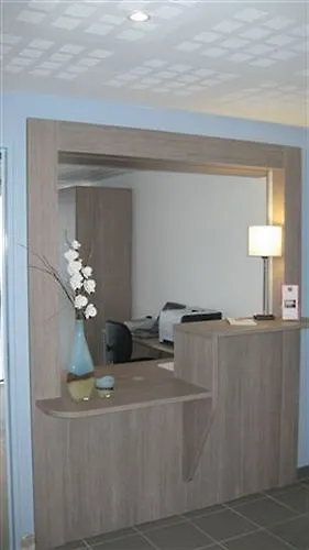 Sejours & Affaires מלון דירות מנוסק