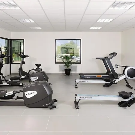 Sejours & Affaires Aparthotel 2*