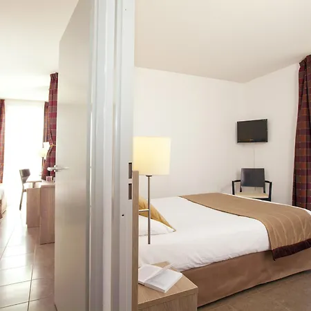 Séjours&affaires Apartahotel