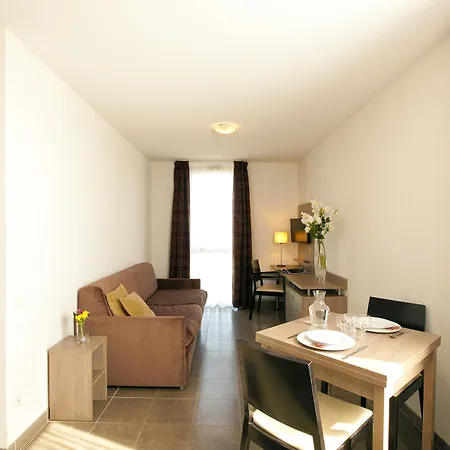 Apartahotel Séjours&affaires 2*