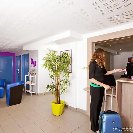 Sejours & Affaires Aparthotel