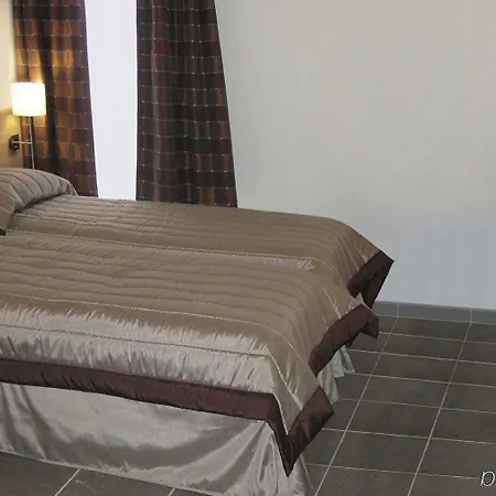 Sejours & Affaires 2* Manosque