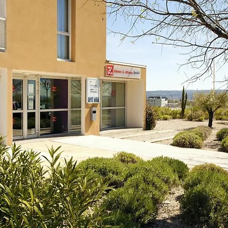 Aparthotel Sejours & Affaires Manosque