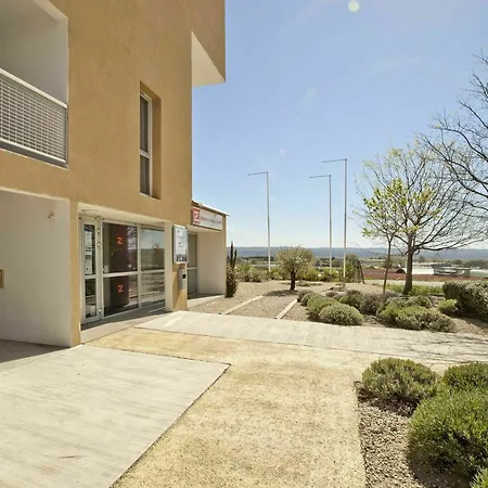 Sejours & Affaires Aparthotel Manosque