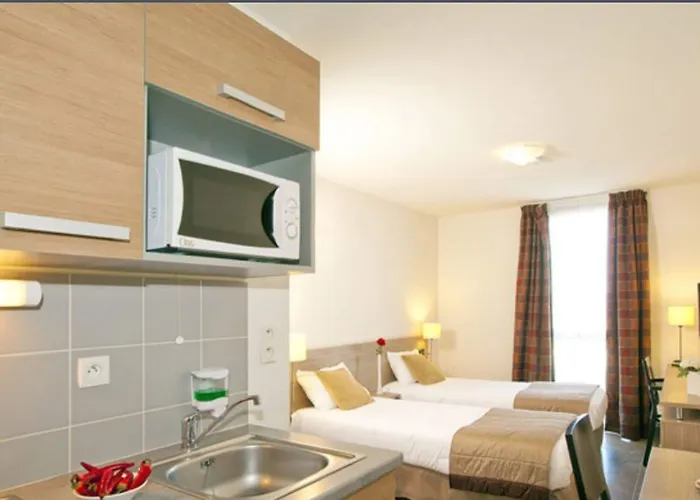 Aparthotel Sejours & Affaires 2*