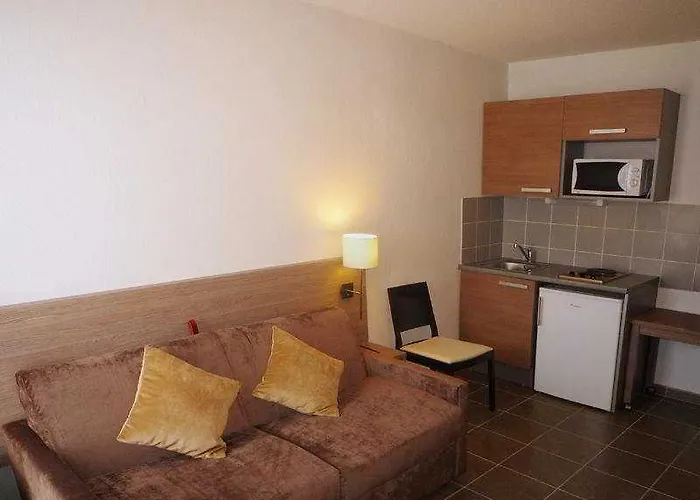 Sejours & Affaires Aparthotel 2*